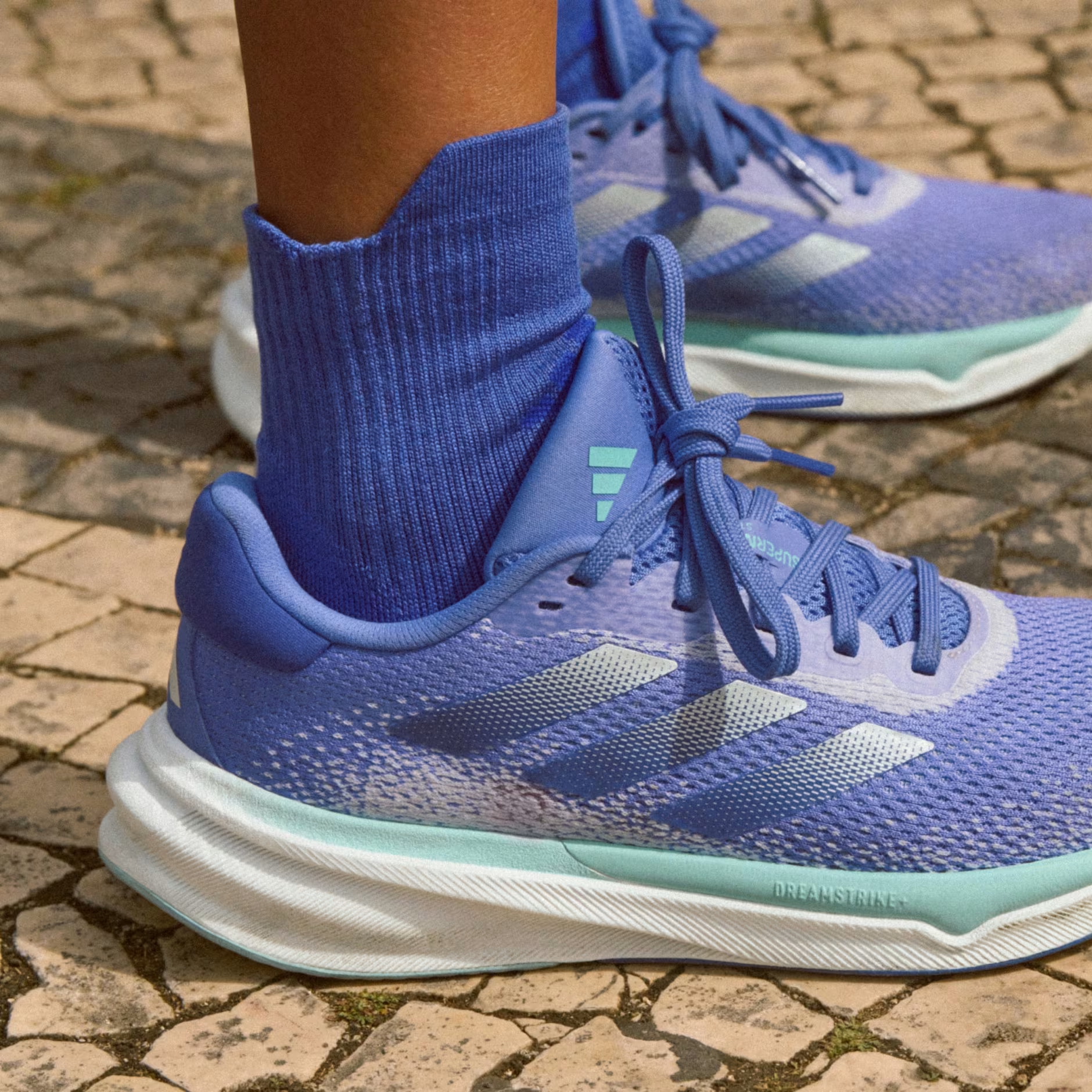 Supernova Stride Running Shoes