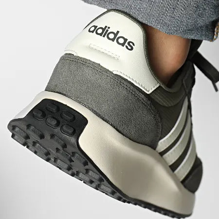 adidas Trainers Run 70S